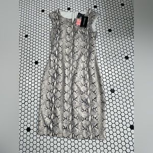 NWT frank Lyman design  snake print dress size 6